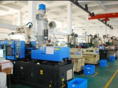 如何進(jìn)行改性工程塑料注塑機(jī)的每日維護(hù)？